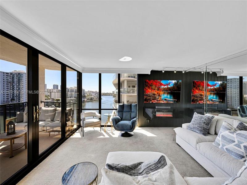 Condo for sale at The Corinthian 9H