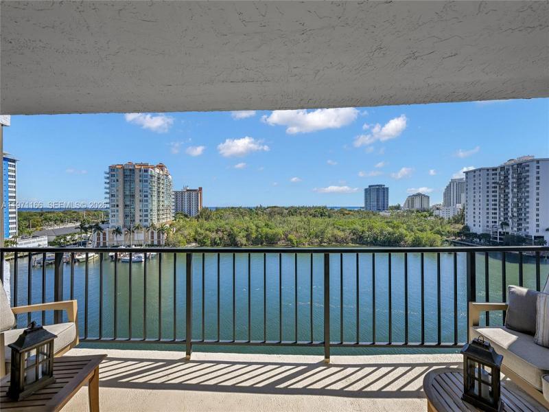Condo for sale at The Corinthian 9H