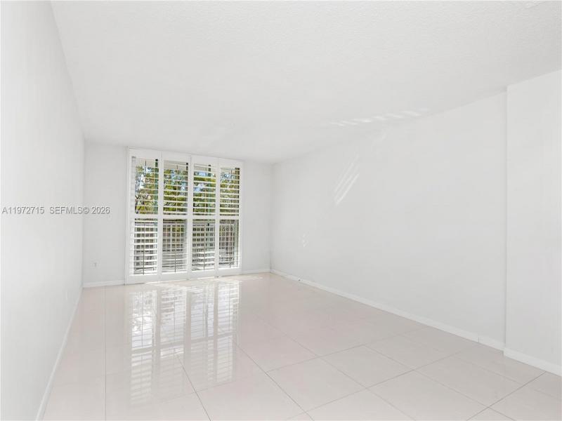 Comprar apartamento en Cape Florida Club 207