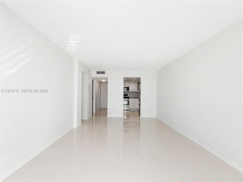 Comprar apartamento en Cape Florida Club 207