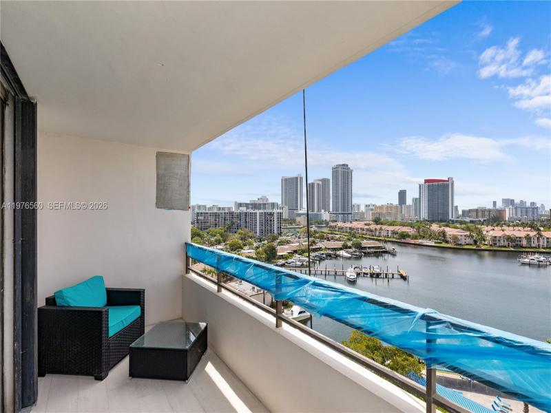 Condo for sale at Olympus Condo 1121