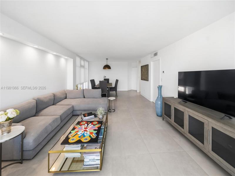 Comprar apartamento en Royal Embassy 4F