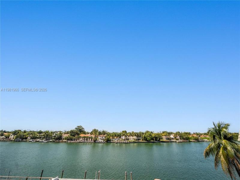 Comprar apartamento en Royal Embassy 4F