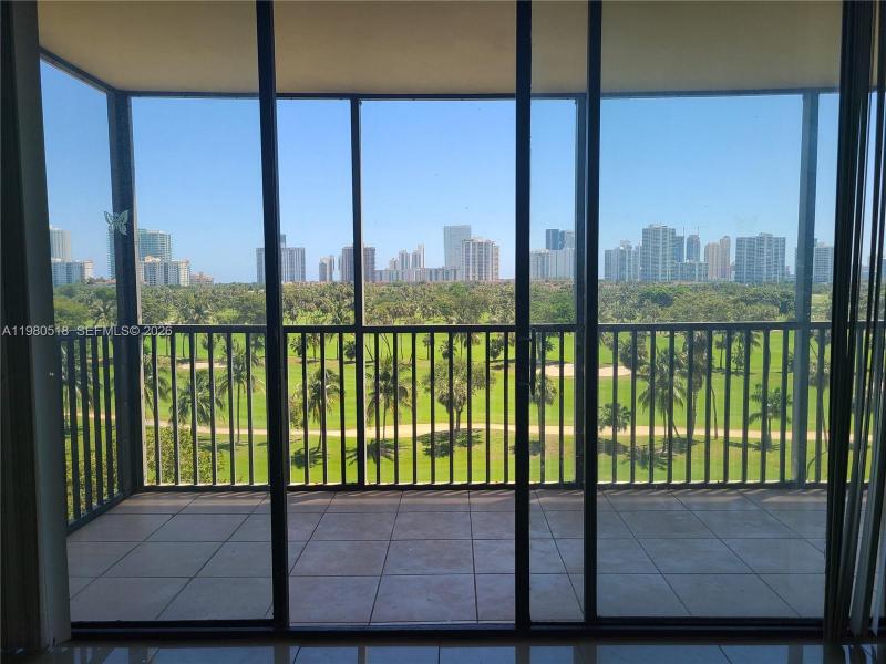 Comprar apartamento en Coronado I 705