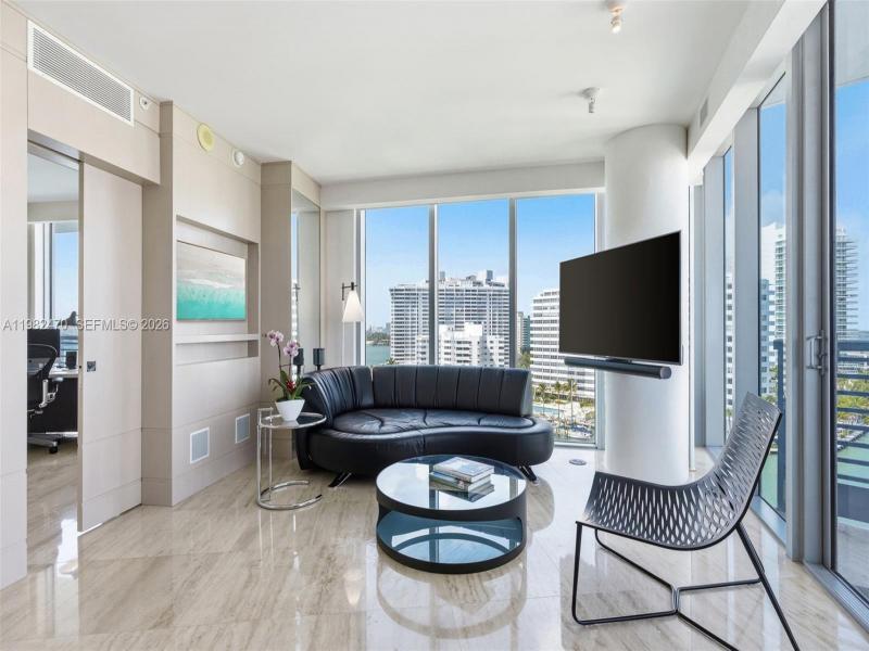 Property photo # 9