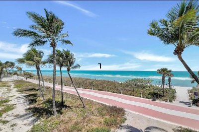 Carriage House Miami Beach Apt #411