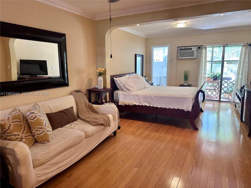 Property photo # 2