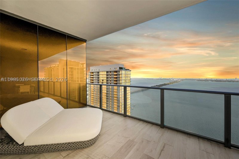 Apartment for rent at Gran Paraiso 4805