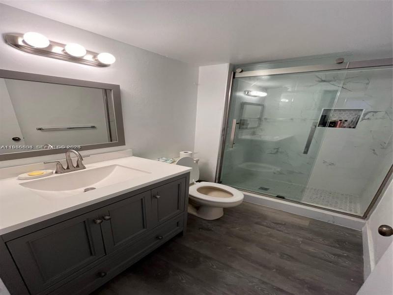 Condo for sale at Del Prado South Tower 1702