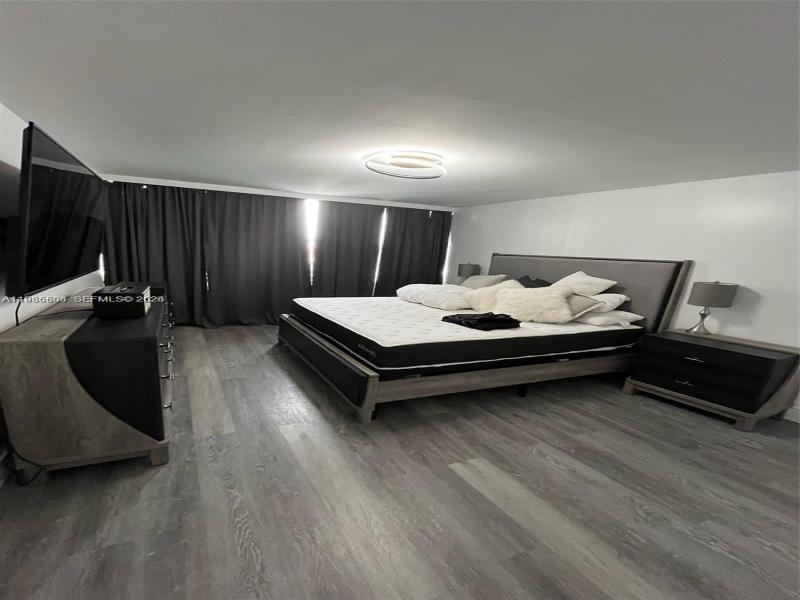 Condo for sale at Del Prado South Tower 1702