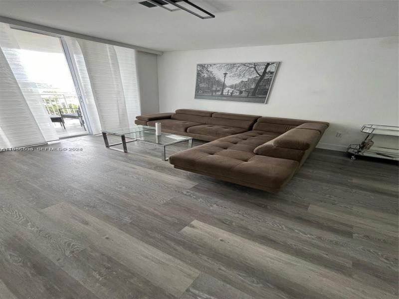 Condo for sale at Del Prado South Tower 1702