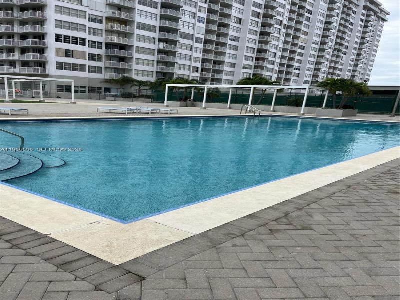 Condo for sale at Del Prado South Tower 1702