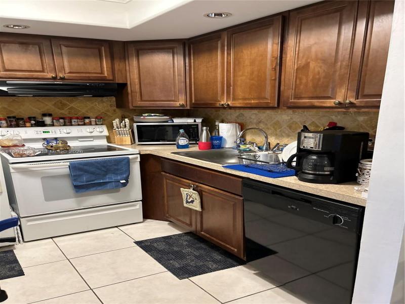 Property photo # 6
