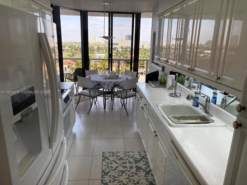 Comprar apartamento en Harbor Tower at Waterways 1001