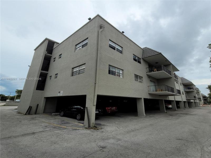 Property photo # 4