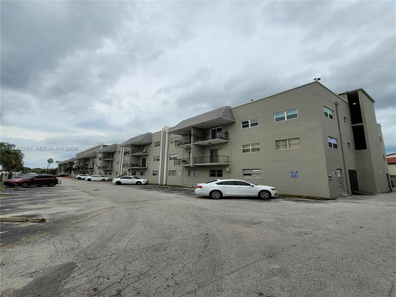 Property photo # 0