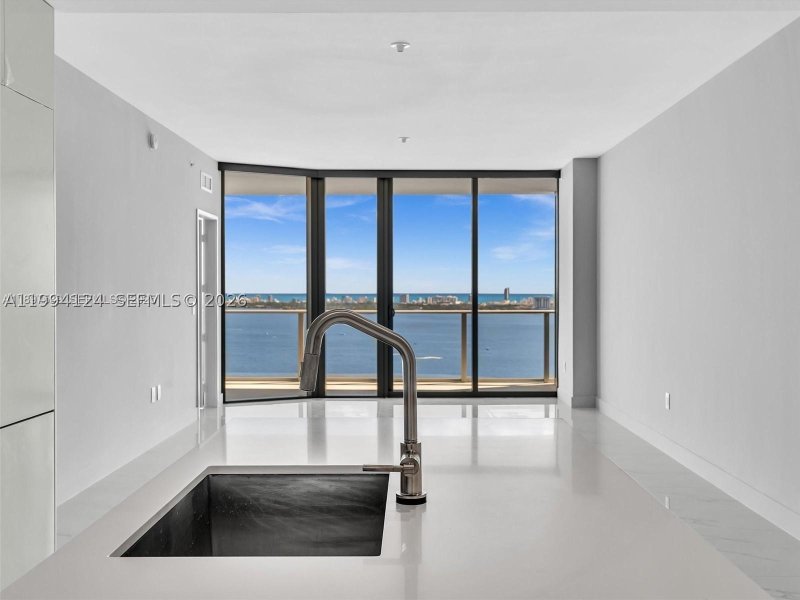 Apartment for rent at Aria Reserve Miami 3303