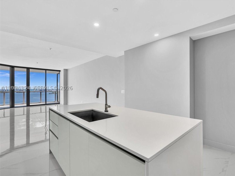 Apartment for rent at Aria Reserve Miami 3303
