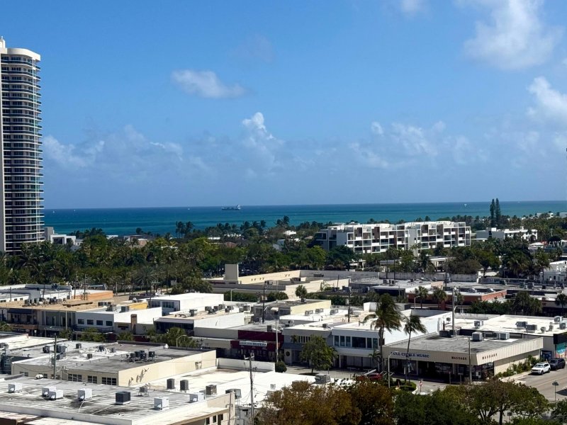 Condo for sale at Coral Ridge Towers 1112