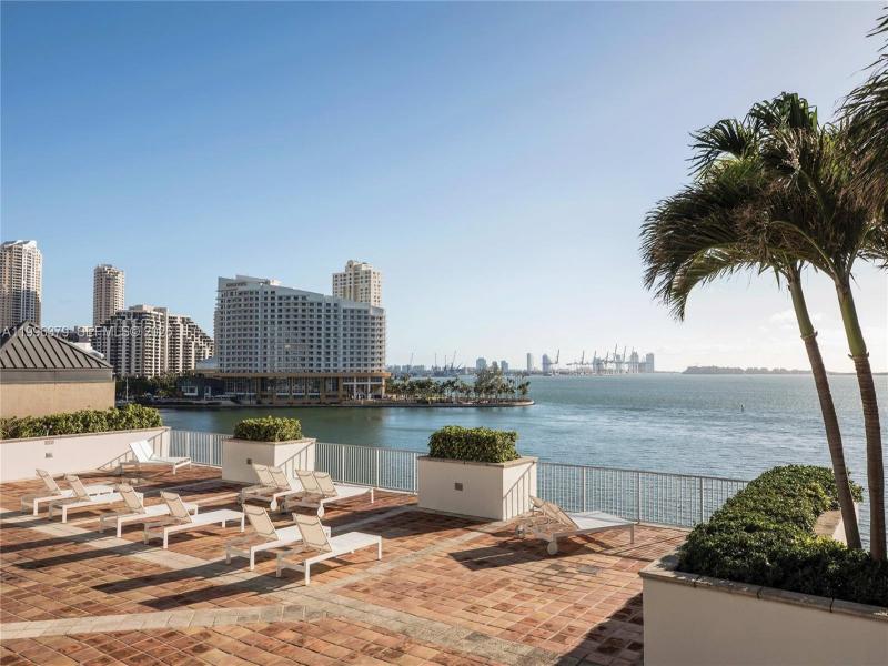 Alquiler de apartamento en Yacht Club at Brickell 211