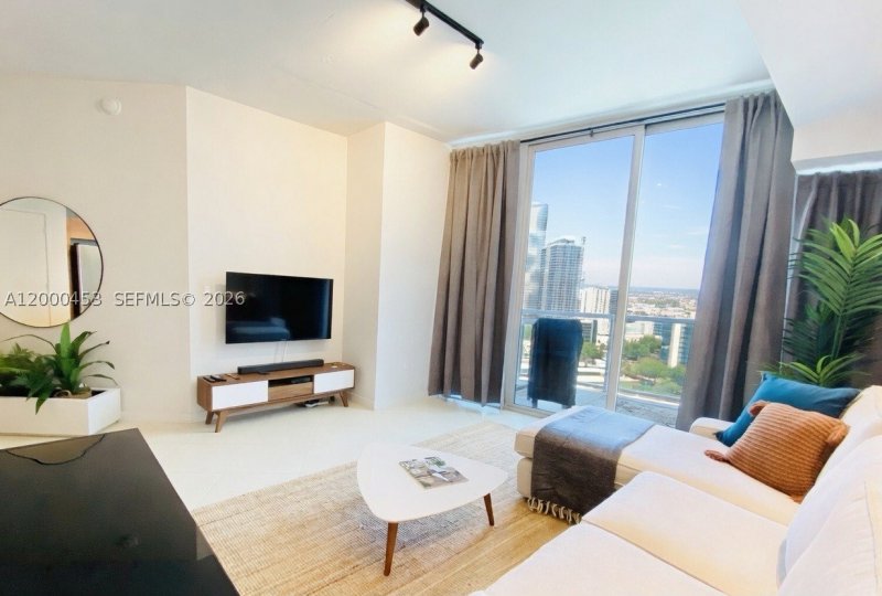 Apartment for rent at Midtown Miami 4 H1608