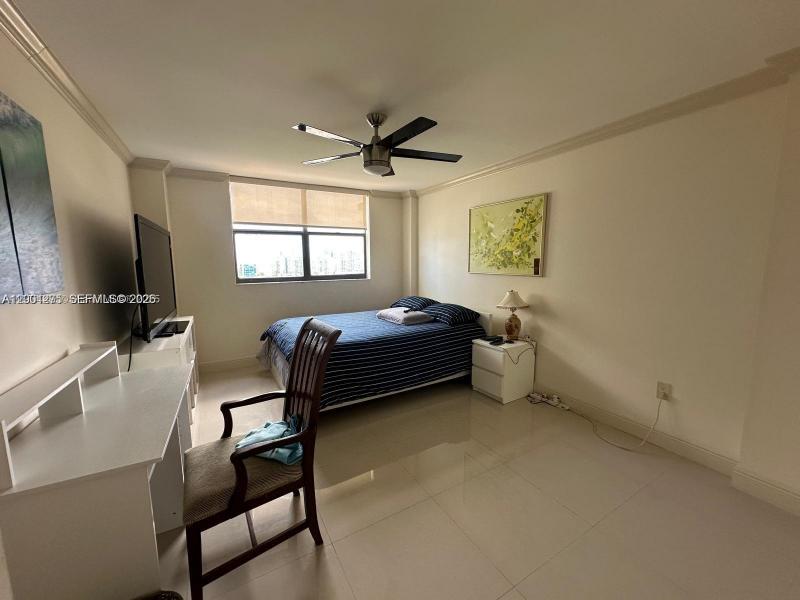 Condo for sale at Winston Towers 2202