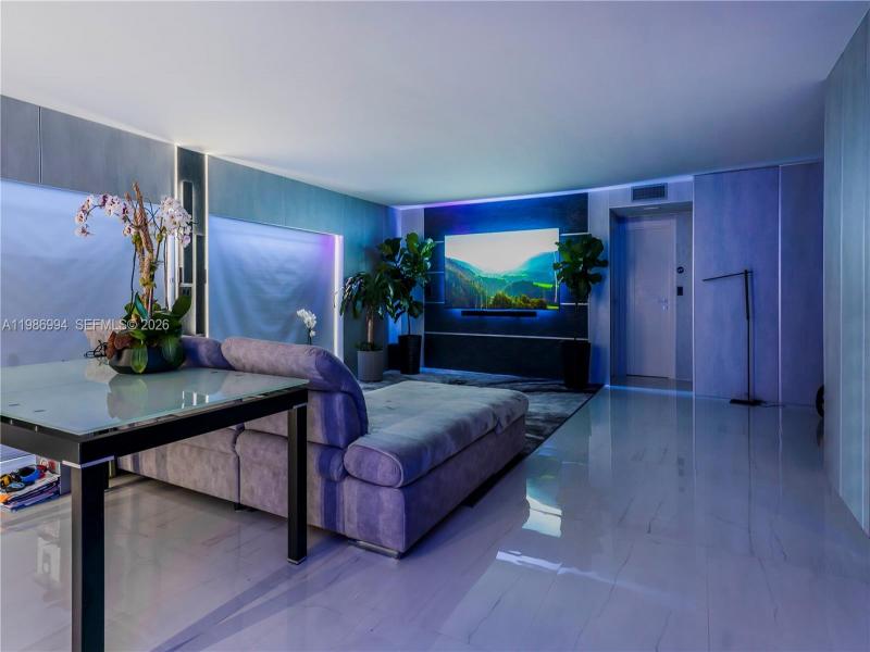 Comprar apartamento en Coastal Towers 822-23