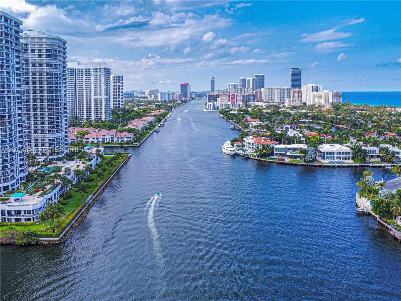 Comprar apartamento en Waterview 931