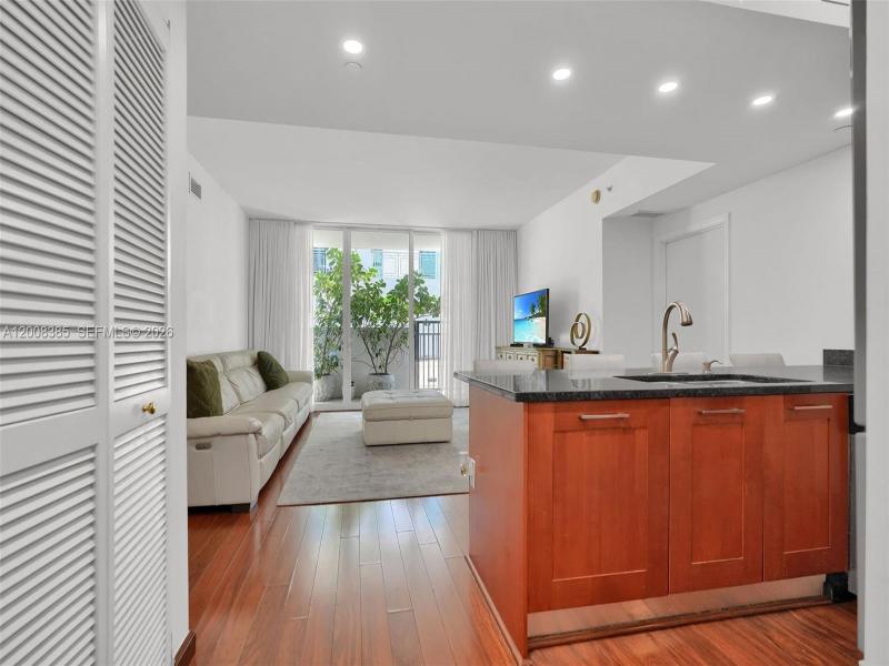 Comprar apartamento en One Village Place 411
