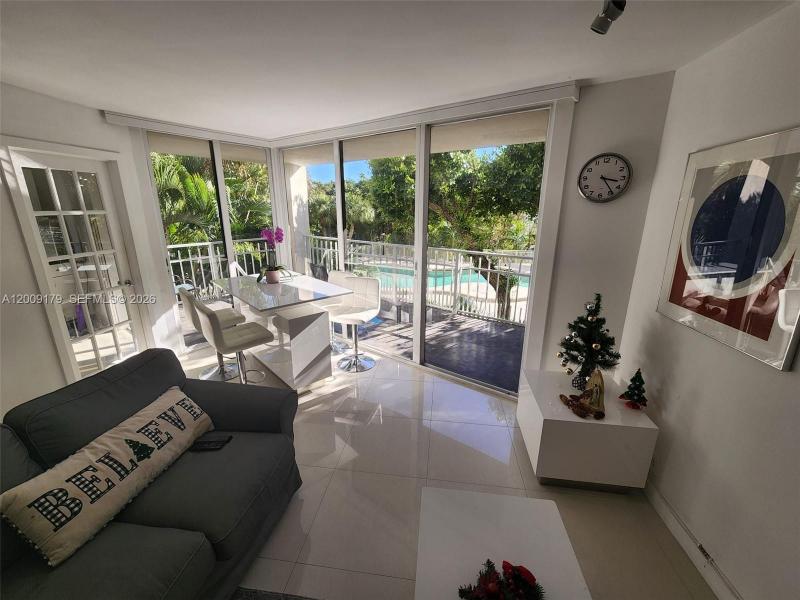 Property photo # 0