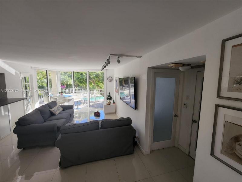 Property photo # 3
