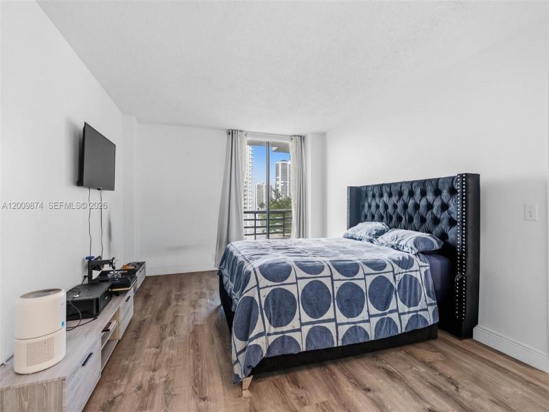 Property photo # 7