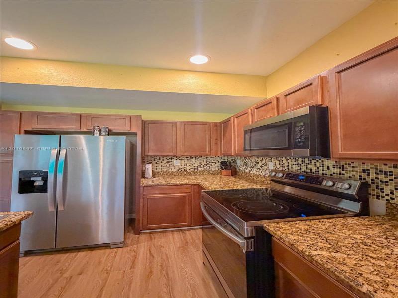 Property photo # 4