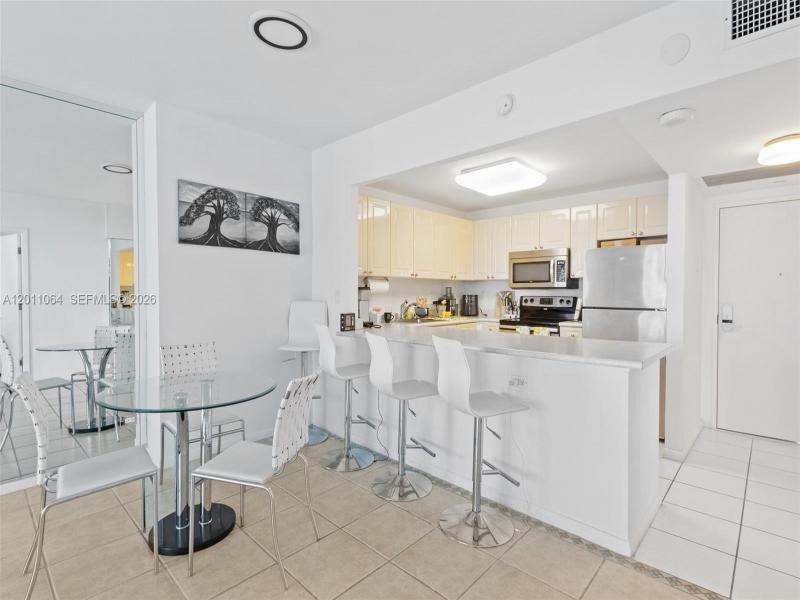 Property photo # 6