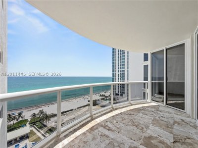 The Pinnacle Apt #1502