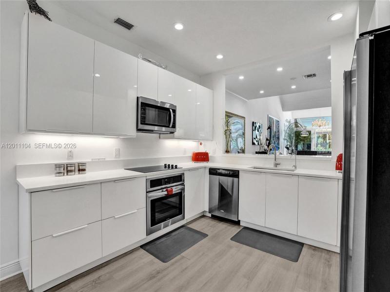Property photo # 5