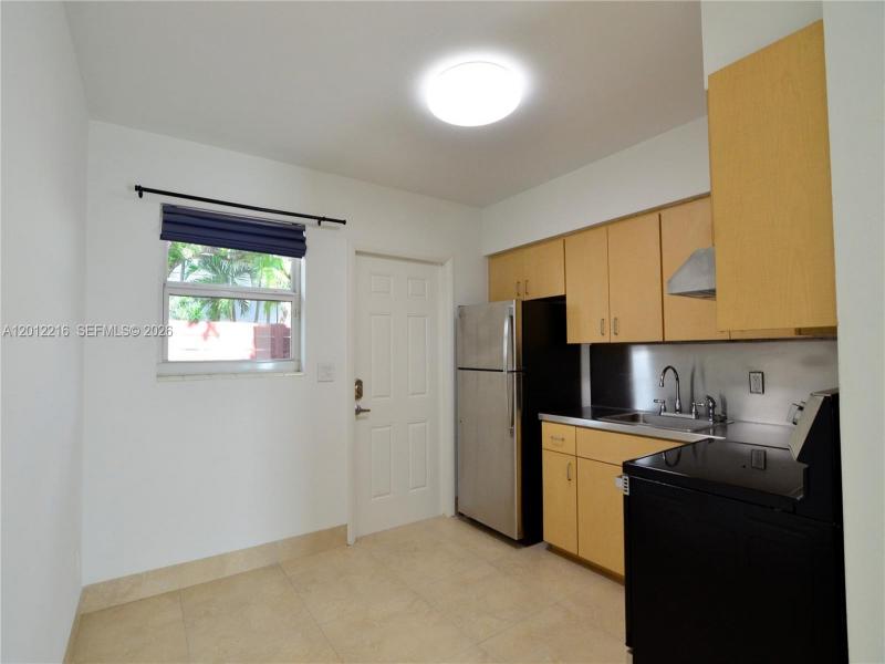 Property photo # 9