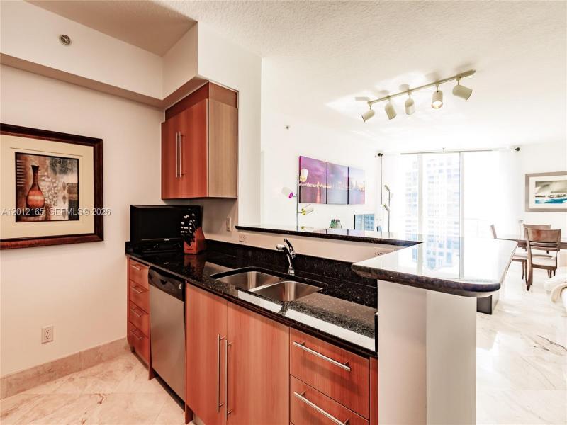 Property photo # 9