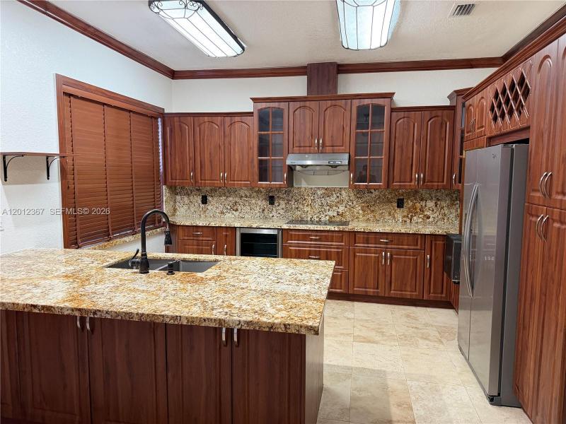 Property photo # 8