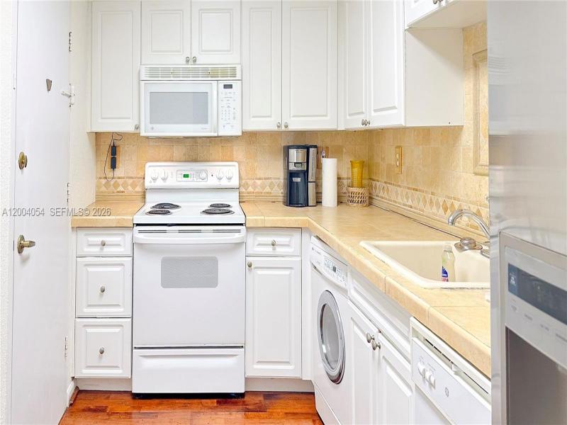Property photo # 3