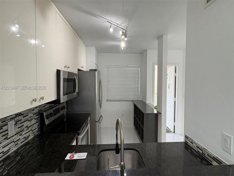 Property photo # 0