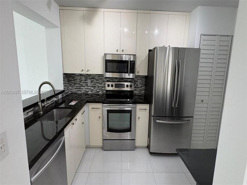 Property photo # 8