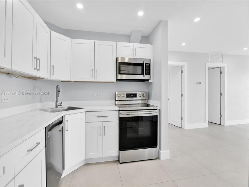 Property photo # 6