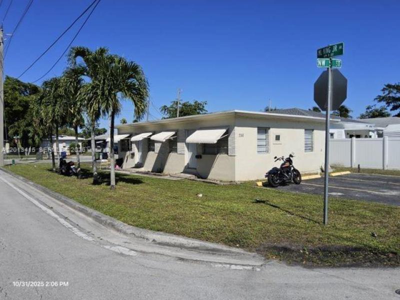 Property photo # 0