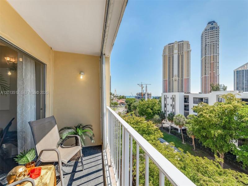 Comprar apartamento en Marbella Tower 604
