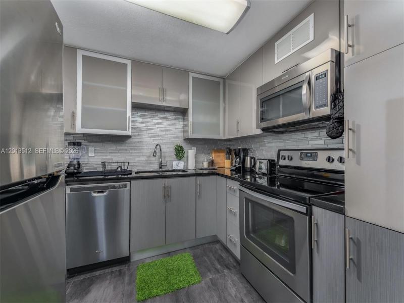 Comprar apartamento en Marbella Tower 604