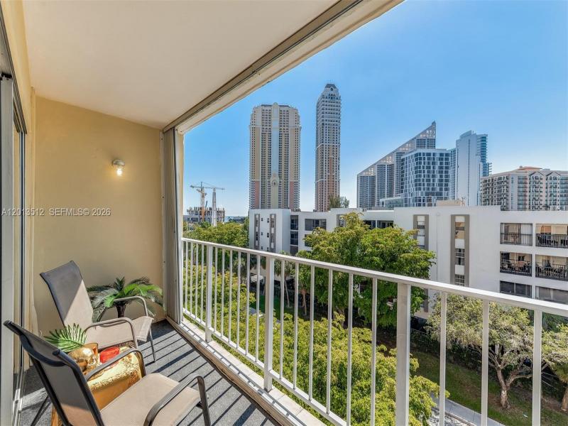 Comprar apartamento en Marbella Tower 604