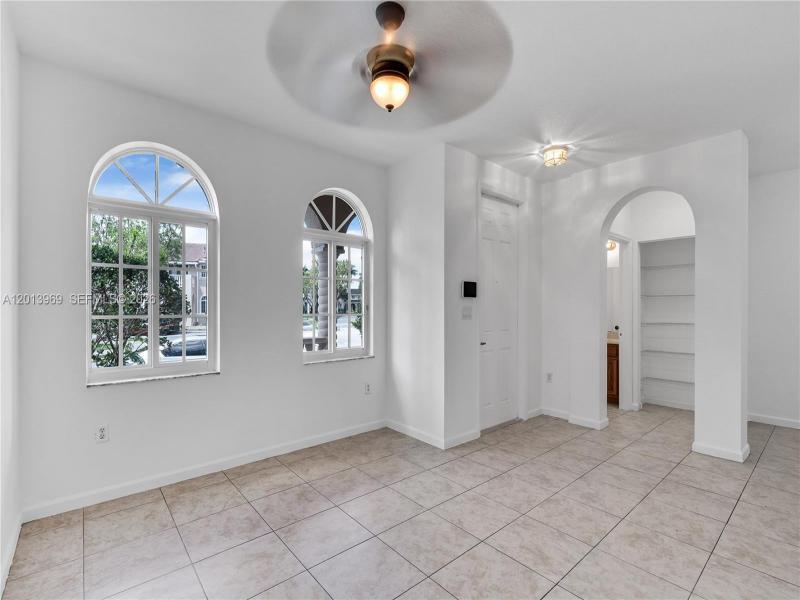 Property photo # 7
