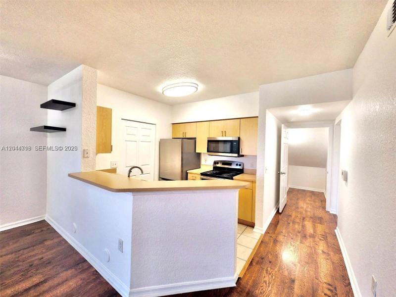Property photo # 8
