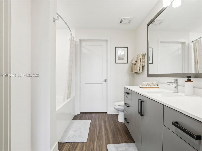 Property photo # 6